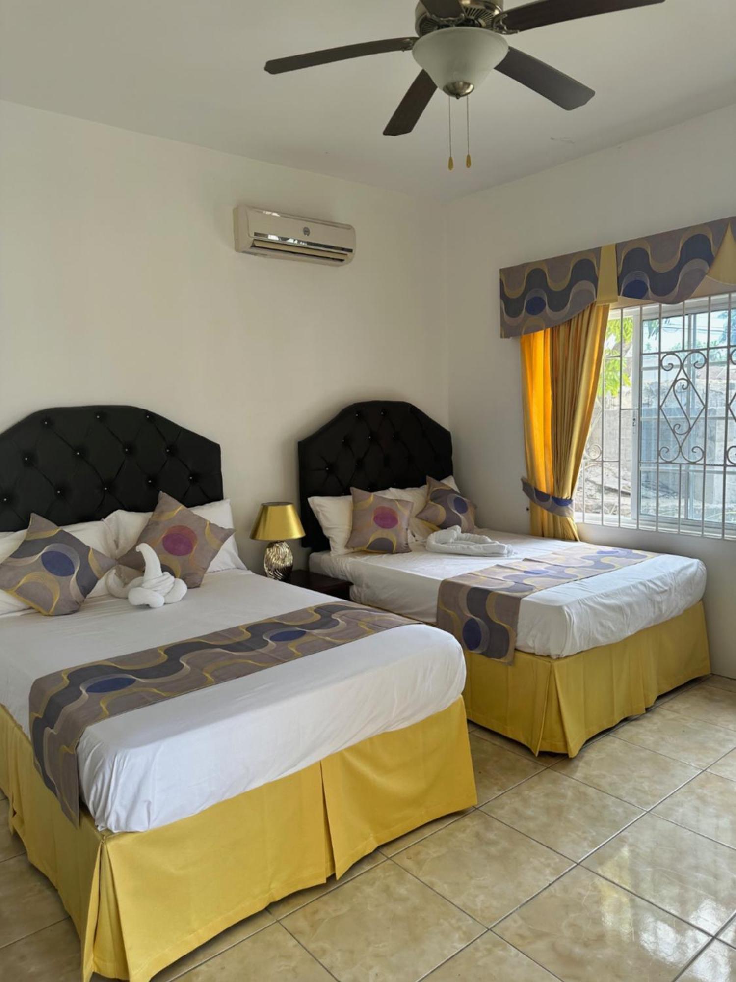 Ocean Sight Villa Montego Bay Exterior photo